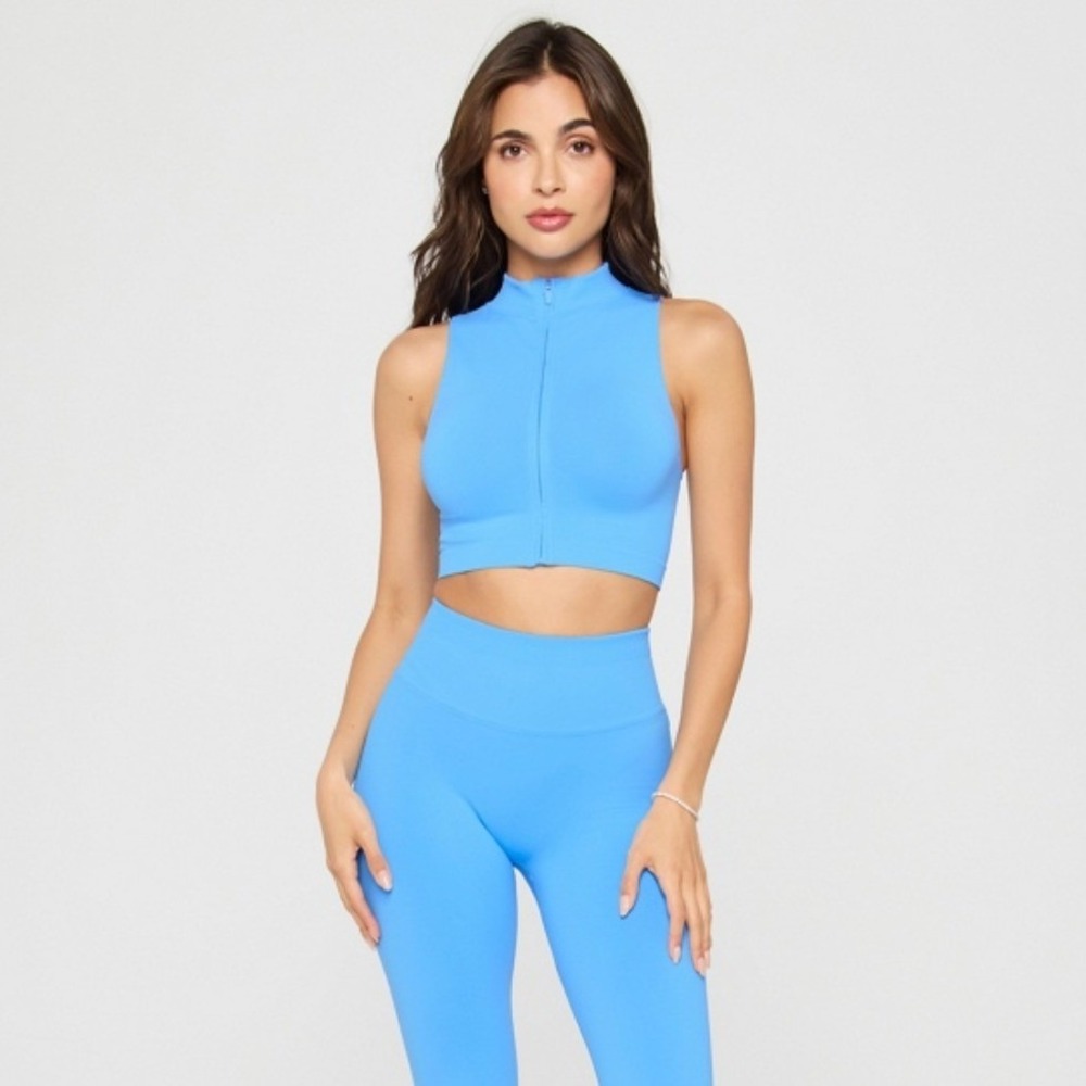 Fabletics Women Active Gym Blue Ribbed Mock Neck Racerback Tank Top Large NWT